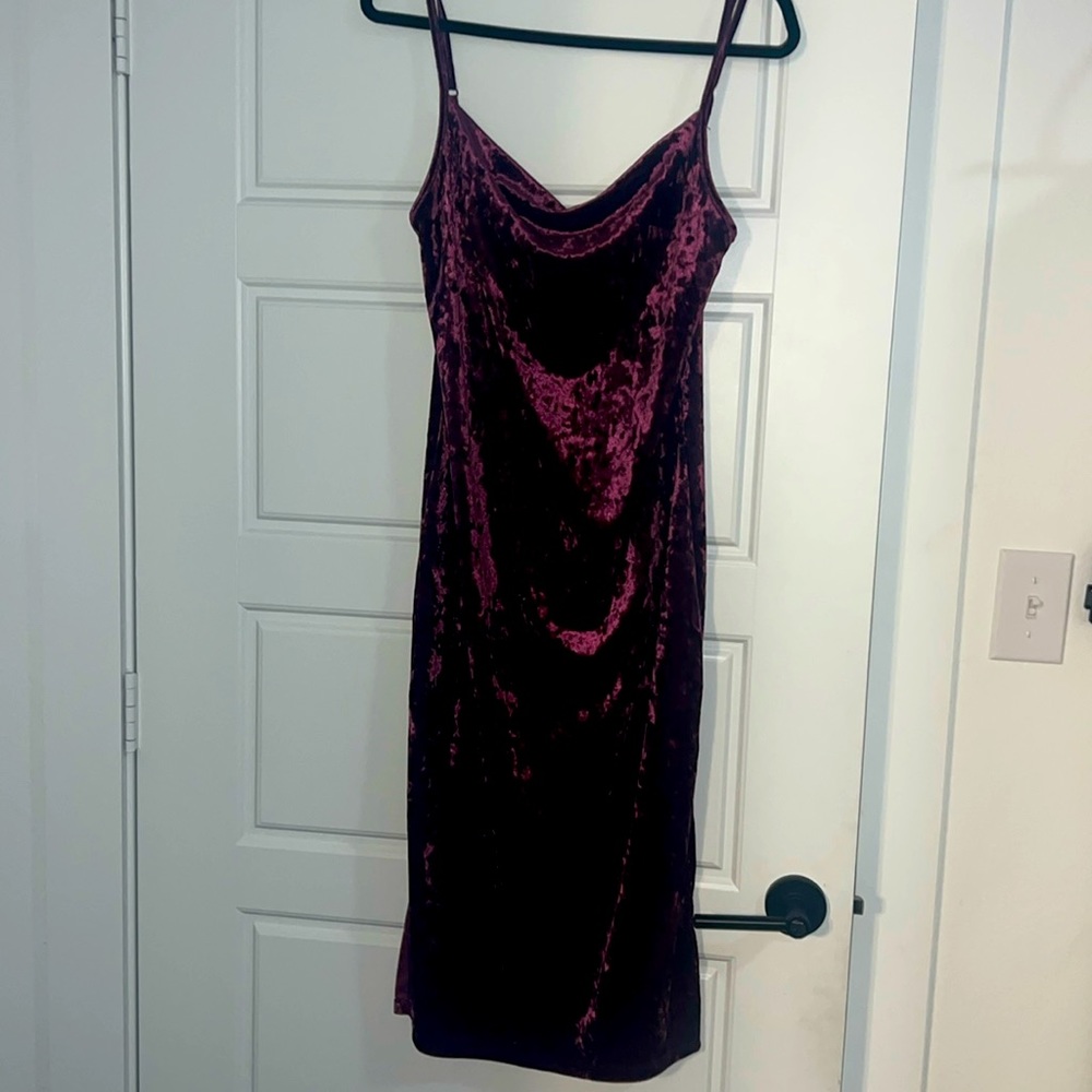 Velvet pink midi Dress